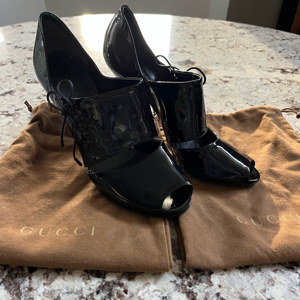 Gucci Black peep toe heels. Vintage. Pre-Owned Condition-Looks like new/unworn.